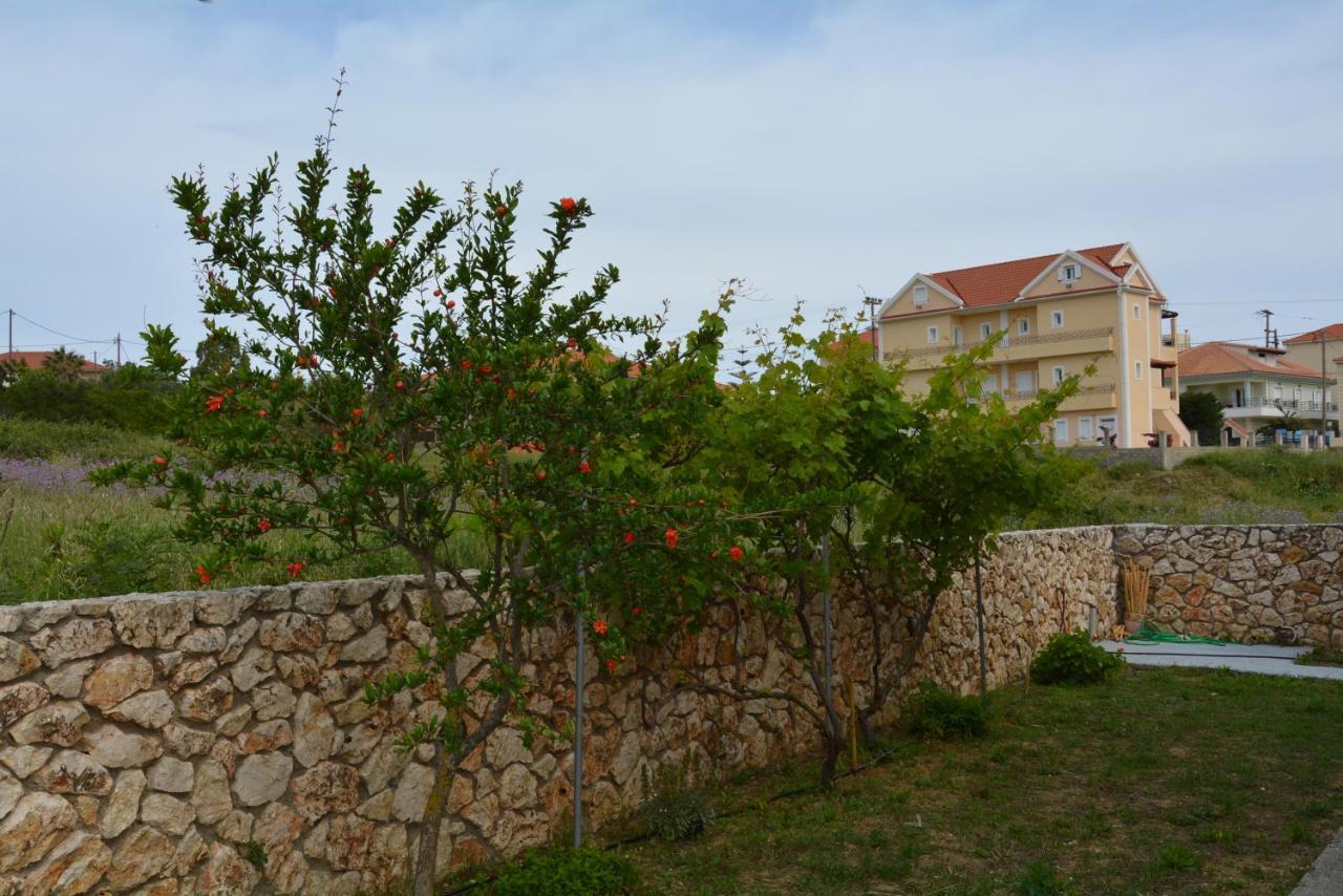 Lotus Sea View Studio Apartment 2 Lixouri Exterior photo